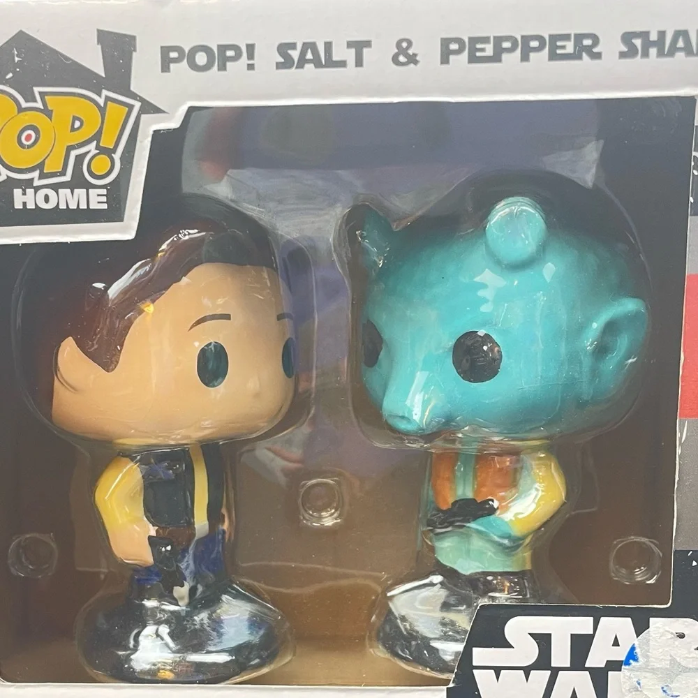 Pop! Home -~STAR WARS~ Salt & Pepper Shakers - Han Solo & Greedo 4”